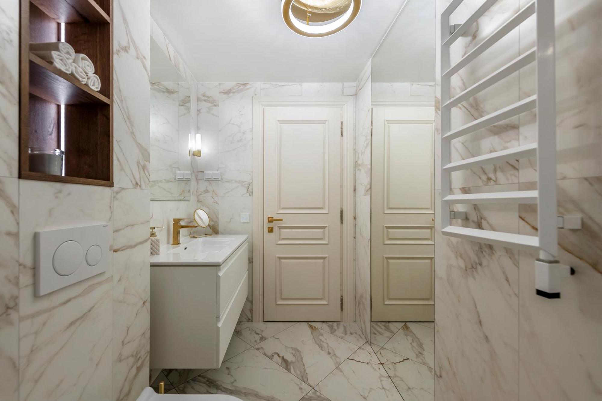 Artsy Exclusive Old Town Residence Gallery Walk Vilnius Room photo